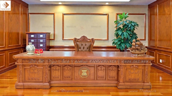 Lãnh đạo cấp tỉnh, cấp bộ nên chọn bàn giám đốc phong cách nào?